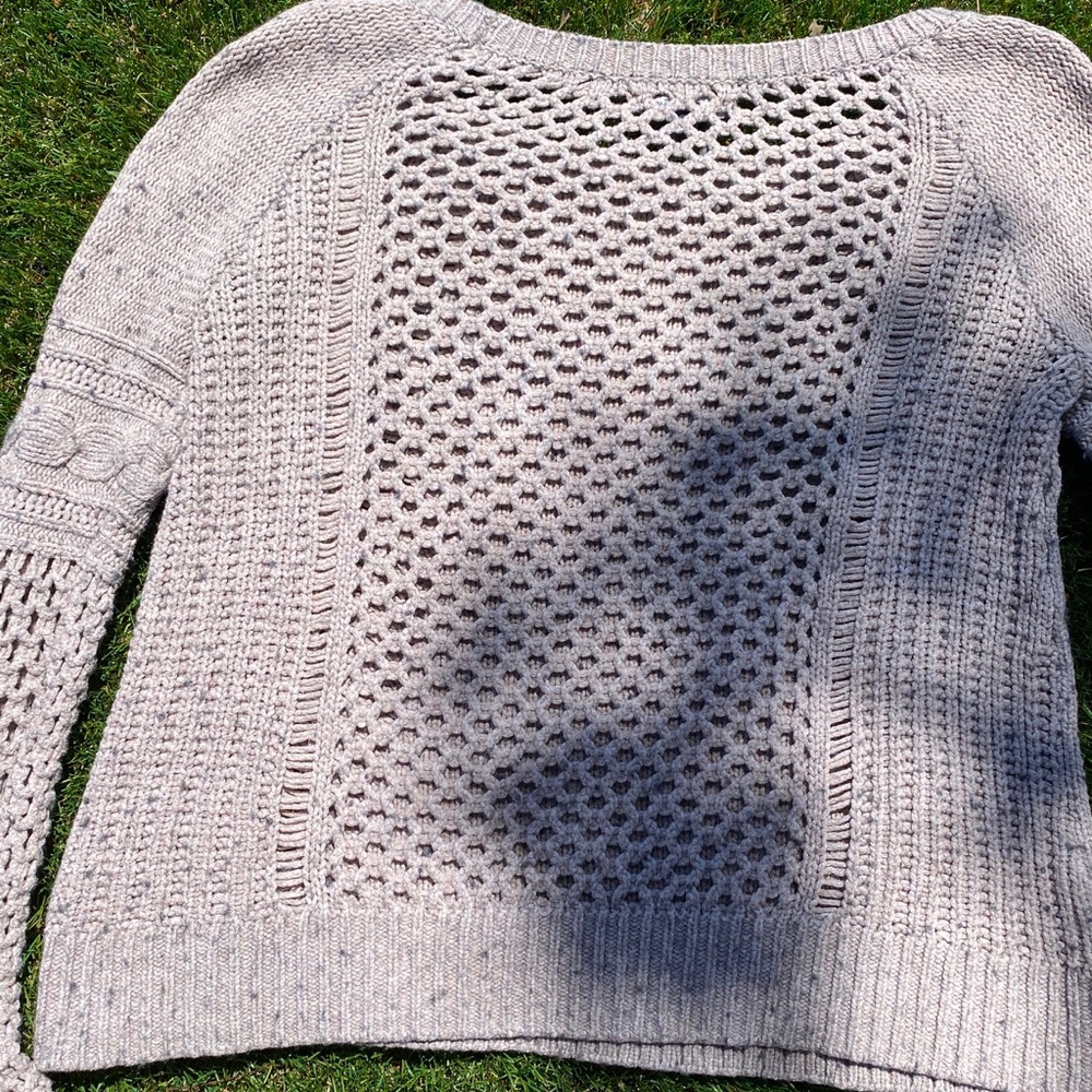sweater - Picture 2 of 4